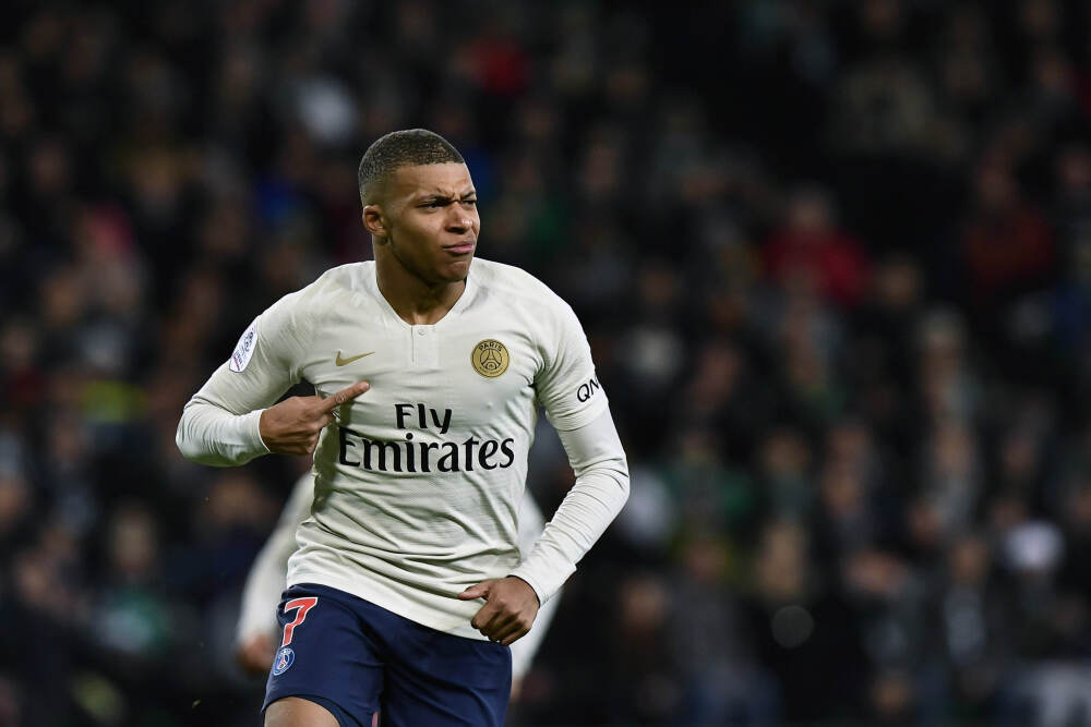 极智嘉正式纳入恒生综合指数，连获亿级订单，筑牢流动性护城河